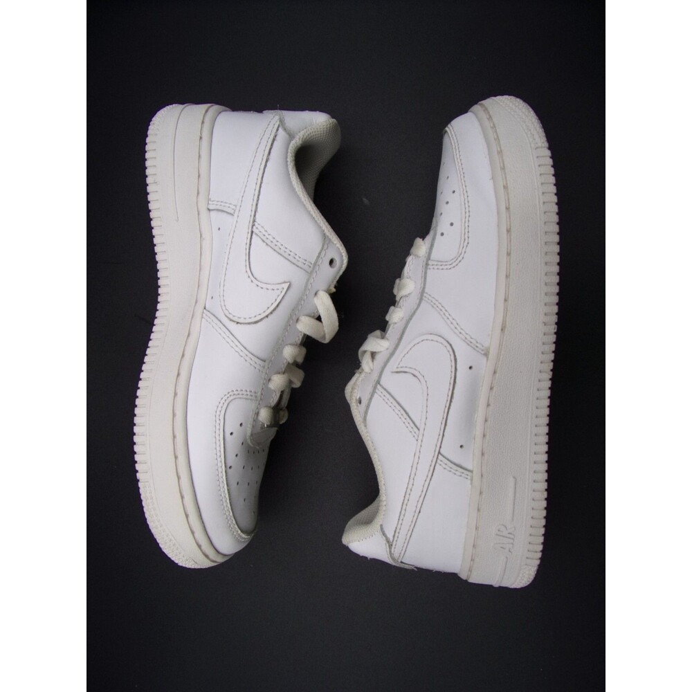 For @allyfish5 Nike Sneakers - Picture 4 of 9